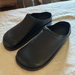 Lauren Hanoogian black leather mules, 39. Unworn.